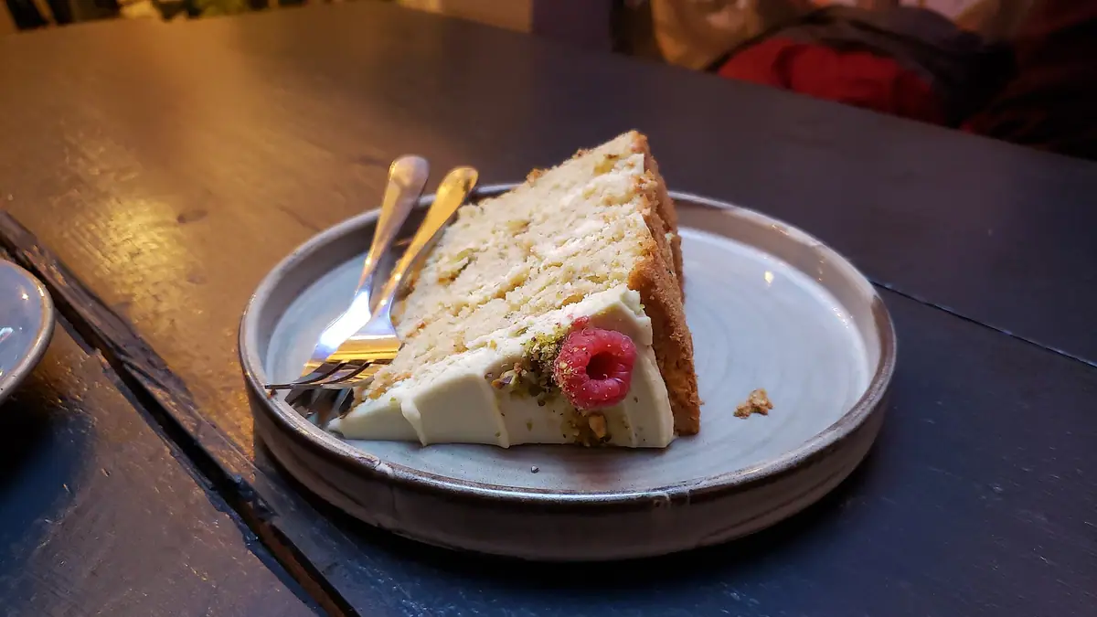 Choice Cake & Coffee – cake shop in New Malden, London